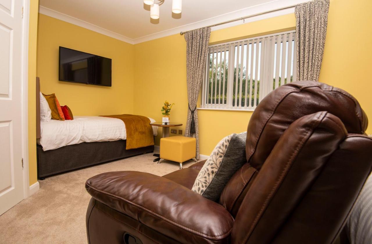 Bridleways Guesthouse & Holiday Homes Mansfield Bagian luar foto
