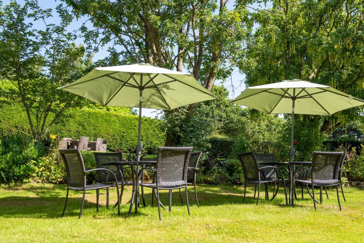 Bridleways Guesthouse & Holiday Homes Mansfield Bagian luar foto