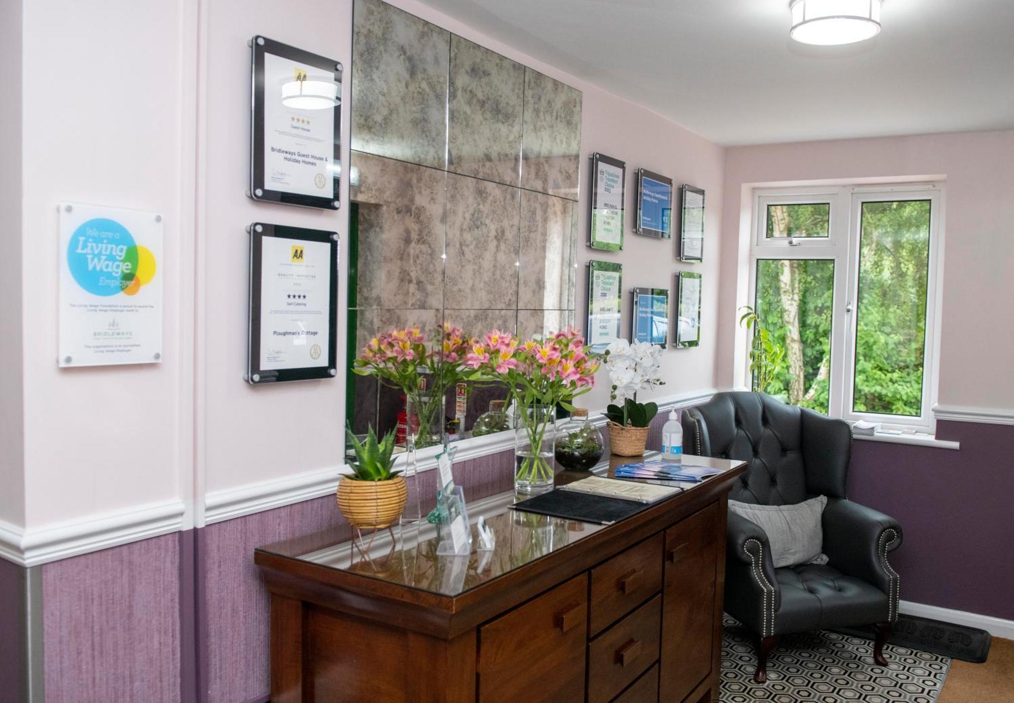 Bridleways Guesthouse & Holiday Homes Mansfield Bagian luar foto